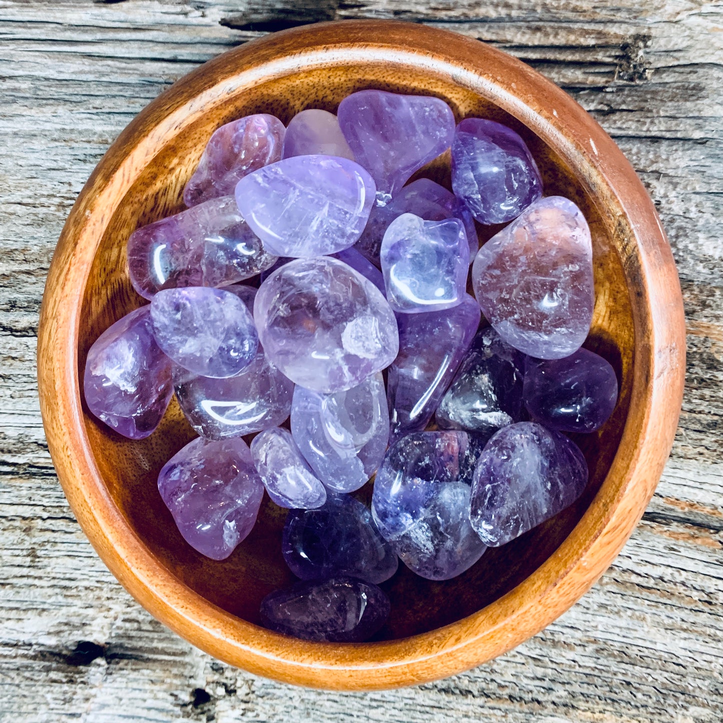 Amethyst tumbled stones