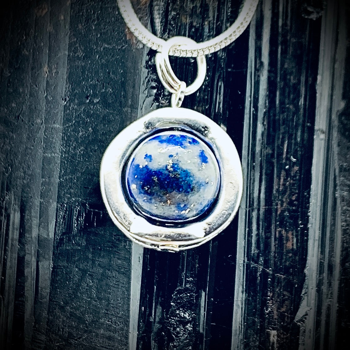 Lapis Lazuli Gemstone Spinner Necklace